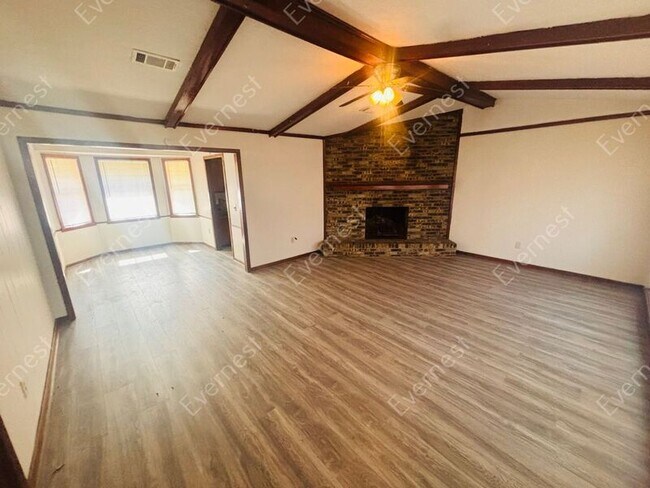 Building Photo - 4625 Ironwood Ln