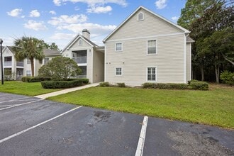 Building Photo - 30936 Paradise Cmns