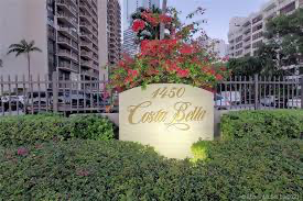 Foto del edificio - 1450 Brickell Bay Dr