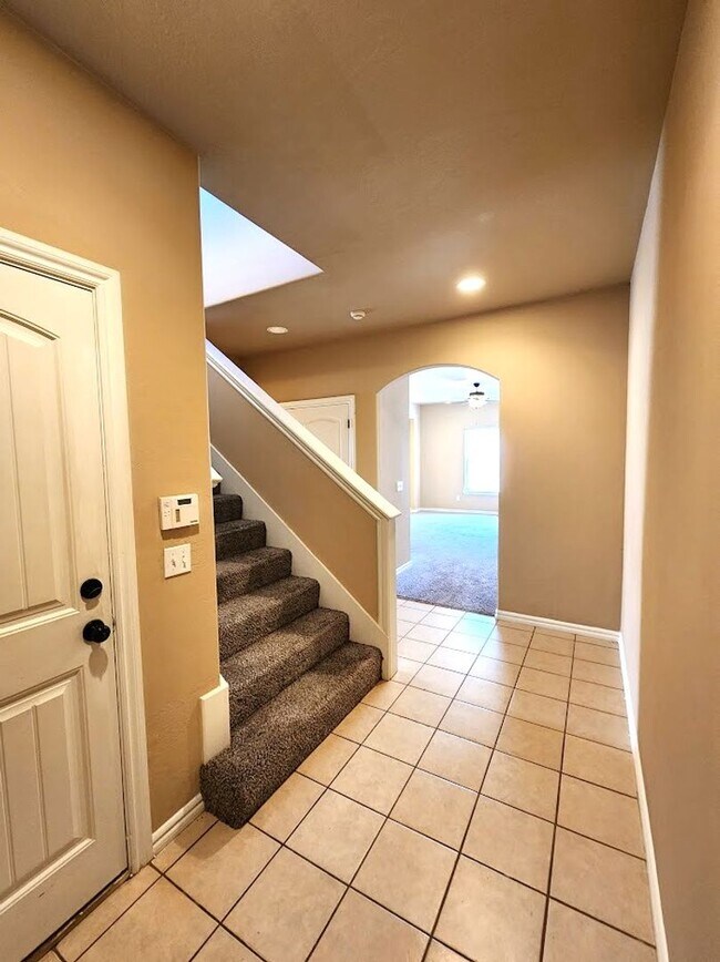 Photo - 13707 Oxford Dr Apartment
