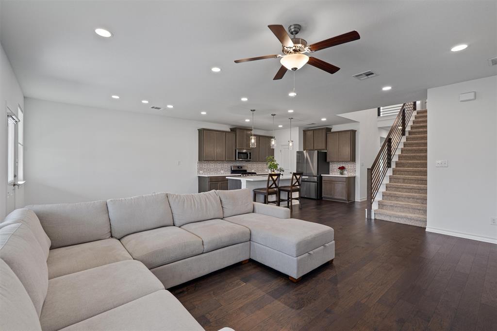 Foto principal - 213 Stinchcomb Rd