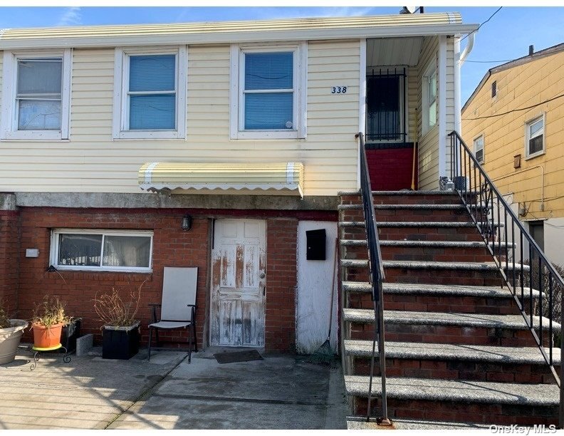 338 Beach 66th St, Queens, NY 11692 Room for Rent in Queens, NY