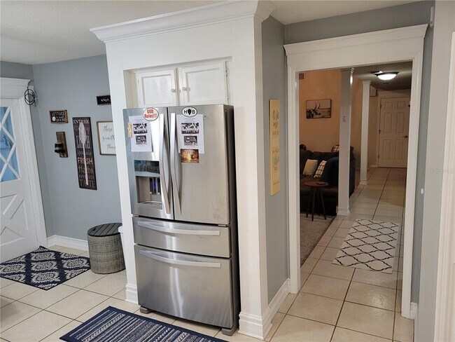 Building Photo - 932 Pelican Bay Dr