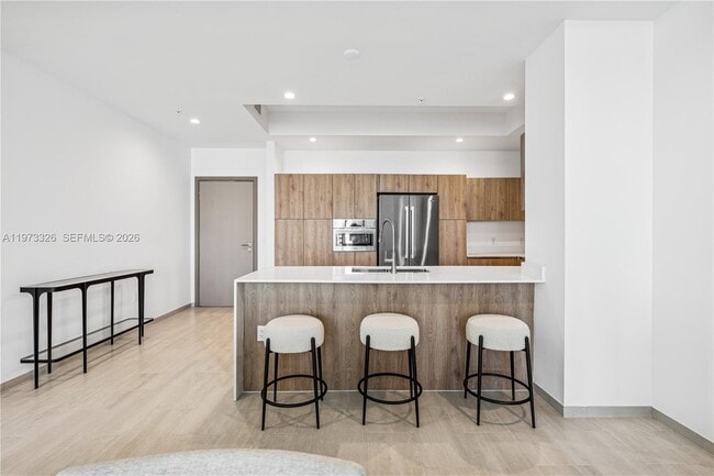 Foto del edificio - 10281 W Bay Harbor Dr