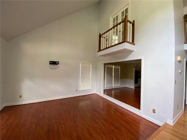 Foto del edificio - 3150 St Andrews Dr