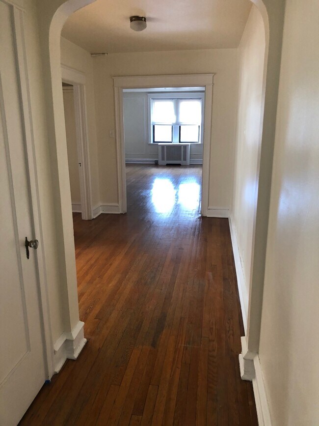 The Residences at Marchwood Apartments Philadelphia, PA