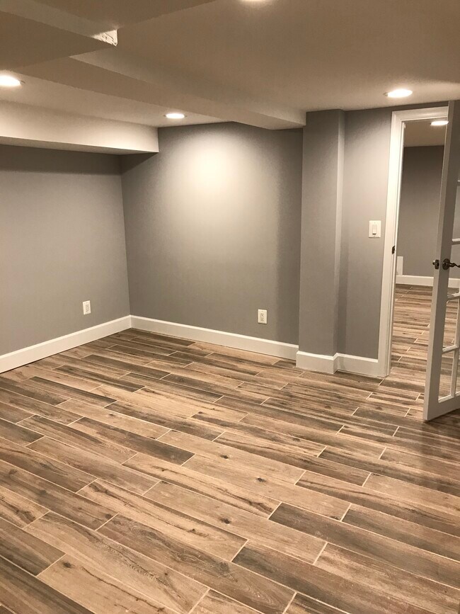 Foto del edificio - 1328 Ridge Pl SE