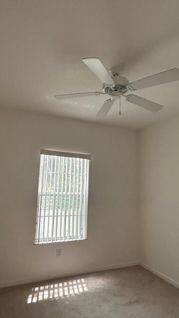 Foto del edificio - 2935 NE 7th St