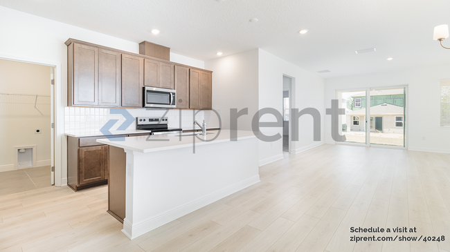 Foto del edificio - 2152 Sunshine Peak Dr