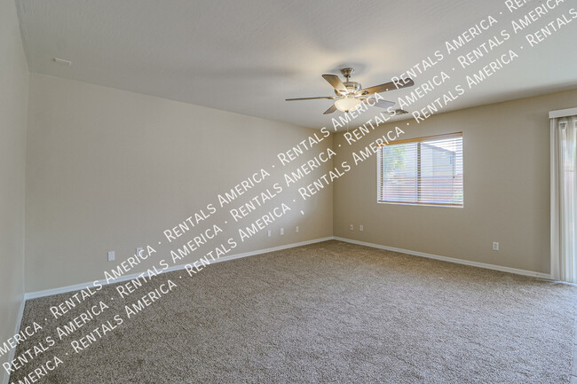Foto del edificio - $1000 off the 1st full month's rent with a...