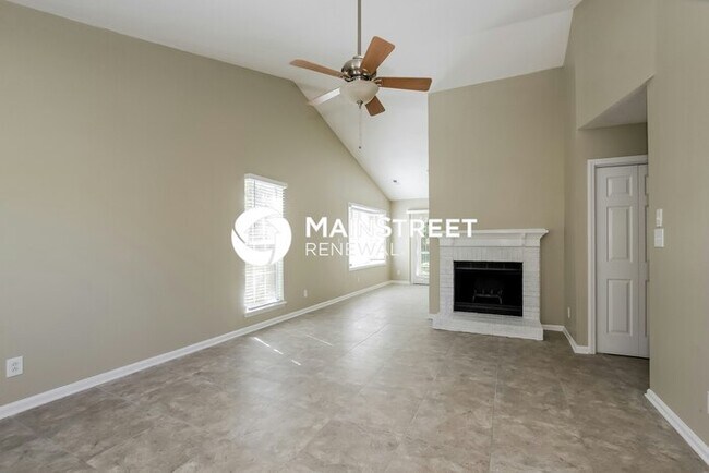 Foto del edificio - 3 Bedroom Pet-Friendly Home in Pineville, ...