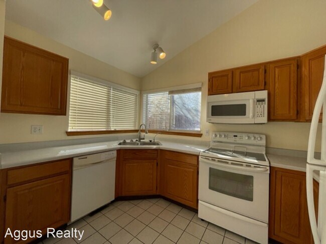 Foto del edificio - 3 br, 2.5 bath House - 3354 W 114th Place