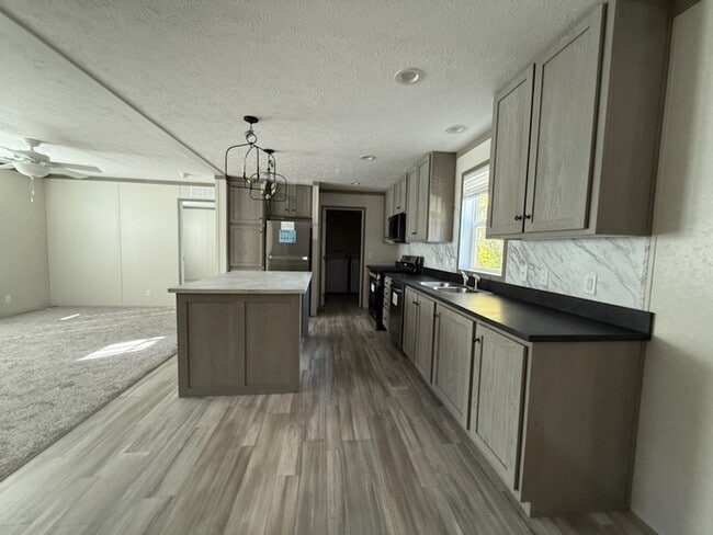 Foto del edificio - 5417 S Deadwood Dr