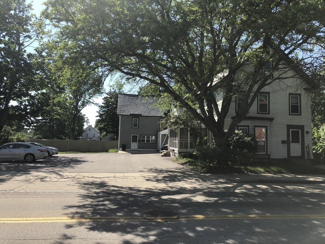 48 Concord St Unit A, Nashua, NH 03064 Apartments in Nashua, NH