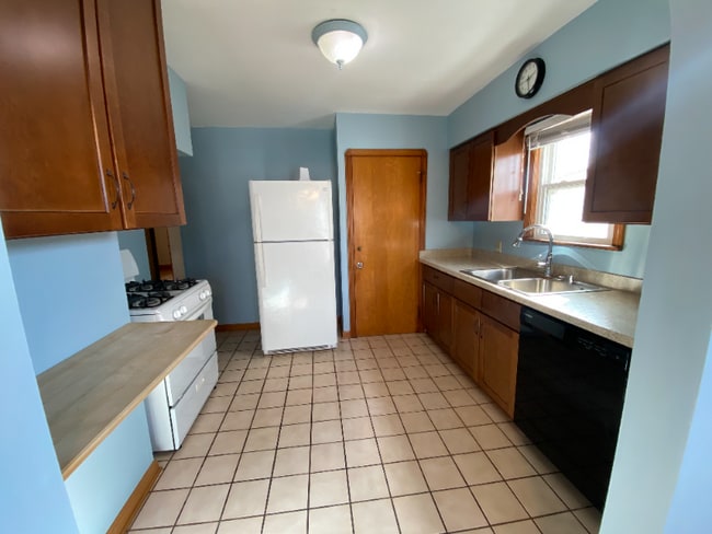 Photo - 6907 Gerald Ave Apartment