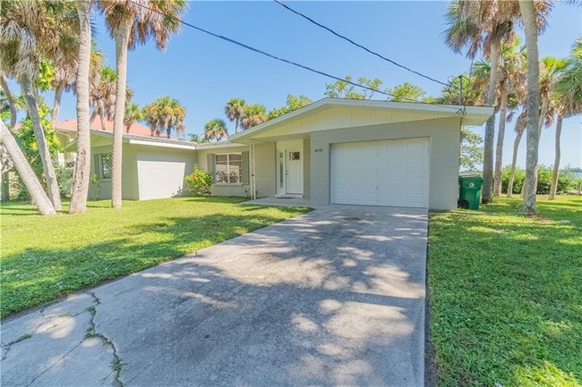 Building Photo - 4093 Pelican Shores Cir
