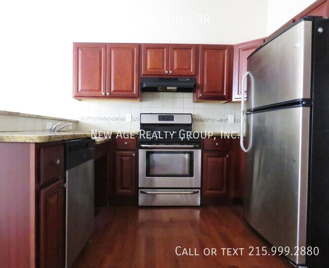 Building Photo - Newer Construction 1 bedroom Apartment on ...