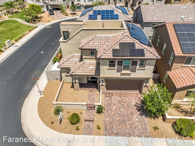 Building Photo - 3 br, 2.5 bath House - 1362 Bear Brook Ave