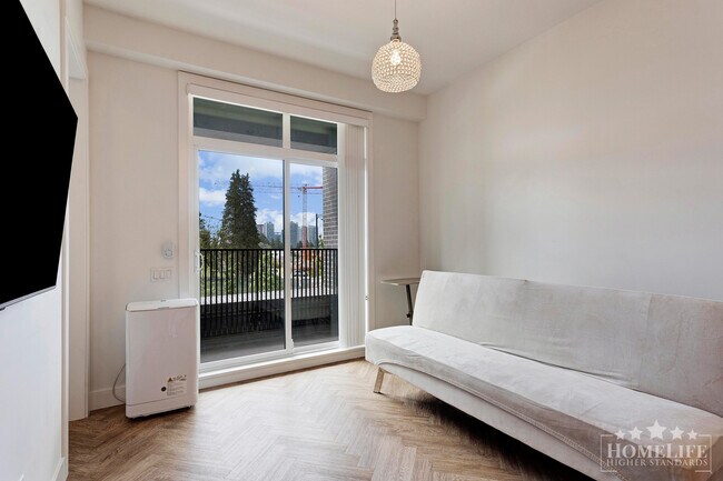 Building Photo - Stunning 1 Bed 1 Bath Condo at Parker by Mosaic Homes