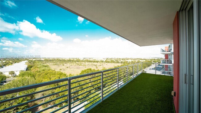 Building Photo - 7661 NW 107th Ave