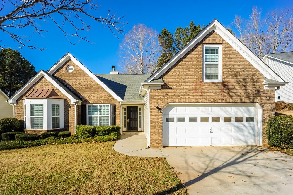 Foto principal - 8835 Lake Rd