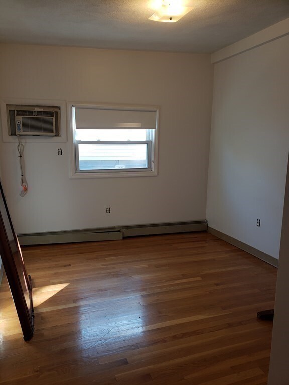 Foto del edificio - 341 Summer St