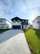 Building Photo - 113 Blazilmar Ln