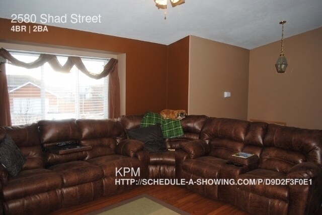 Foto del edificio - 2580 Shad St