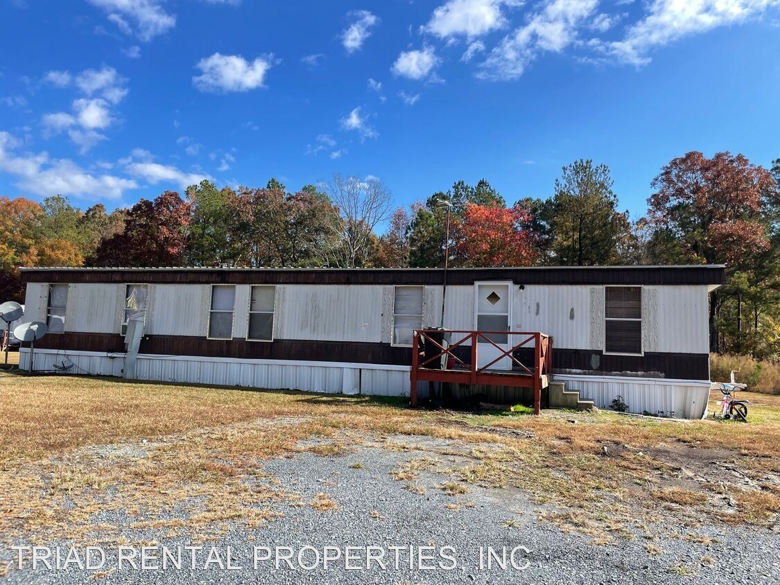 Primary Photo - 2 br, 1.5 bath House - 119 WHISPER LANE