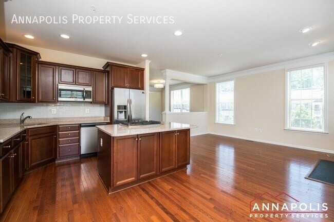 Foto del edificio - 840 Nancy Lynn Ln