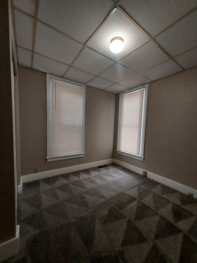 Foto del edificio - 79 N 10th St