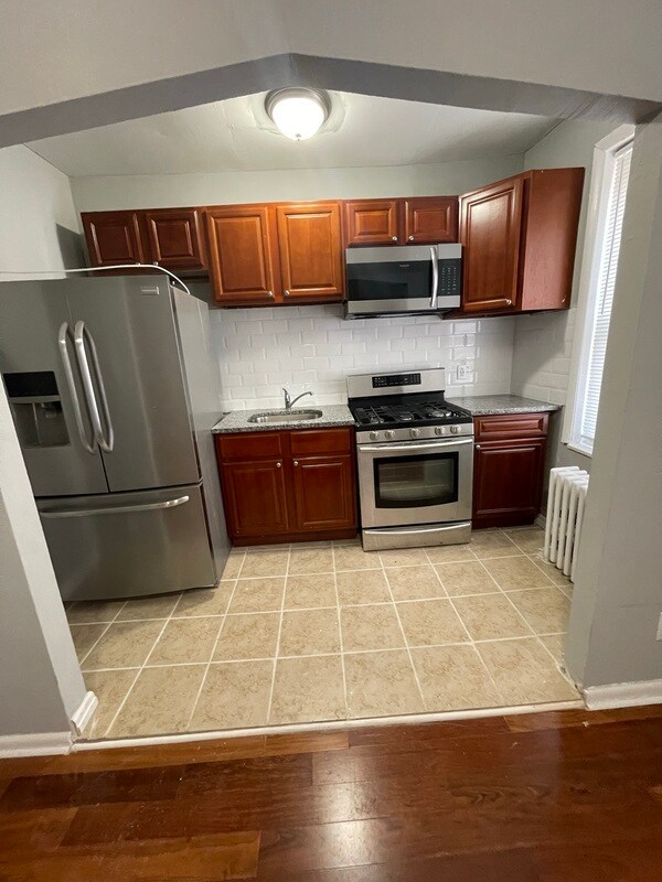 Foto del edificio - 4628 Penn St