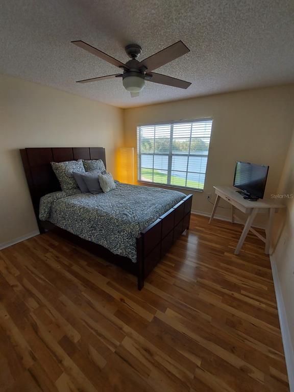 Building Photo - 1909 Summer Club Dr