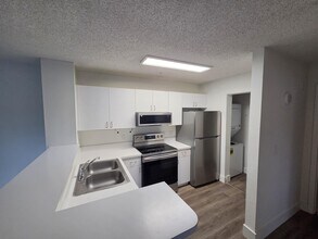 Building Photo - 12148 St.Andrews Pl