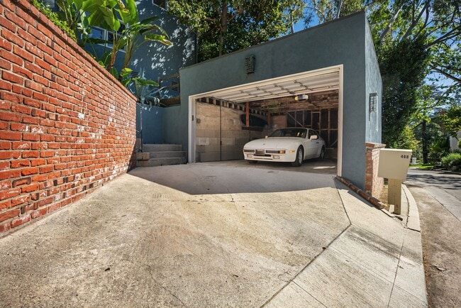 Building Photo - Charming Mid-Century Home for Lease in Pasadena’s San Rafael Hills