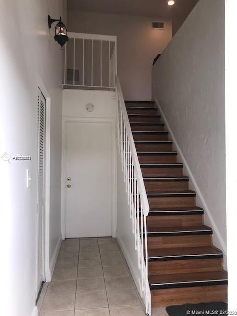 Foto del edificio - 2933 W Missionwood Ln