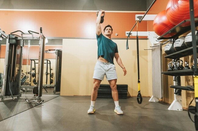 Building Photo - Crown Pointe