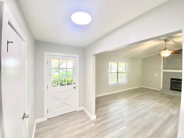 Foto del edificio - 1210 Whitewood Way