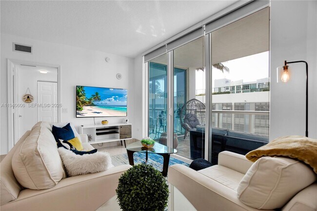 Foto del edificio - 480 NE 30th St