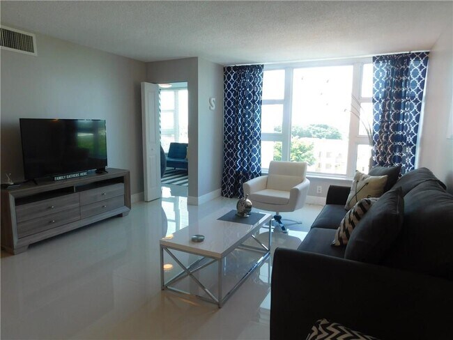 Foto del edificio - 1620 S Ocean Blvd