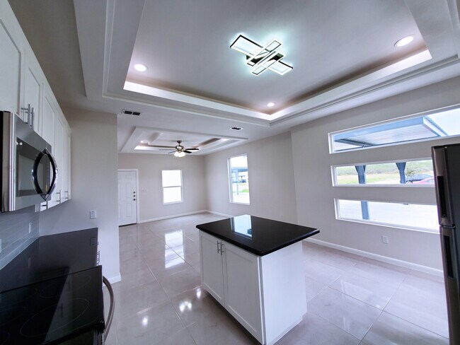 Foto del edificio - 2605 E Hackberry Ave