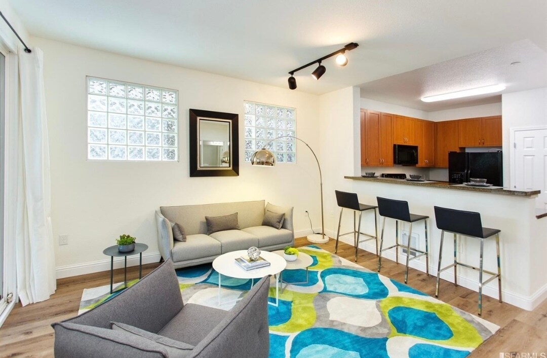 1121 40th St Unit 3207, Emeryville, CA 94608 Condo for Rent in