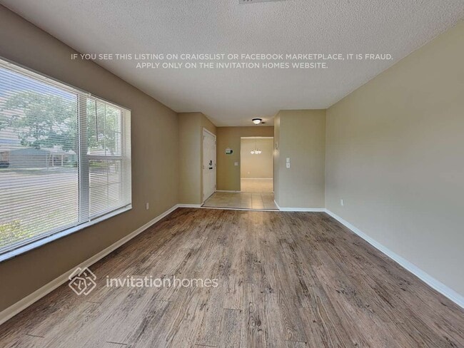 Building Photo - 2194 Oak Grove Dr