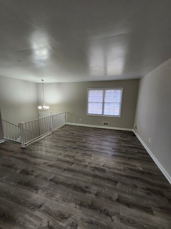 Foto del edificio - Renovated 4BR/3BA Home in Desirable Decatur!