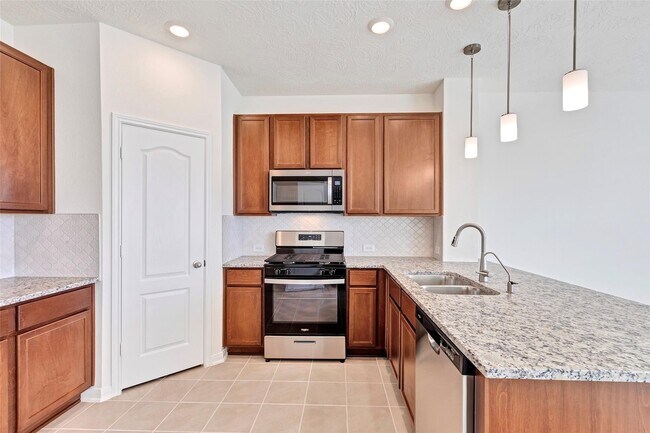 Building Photo - 9423 Castillo Ct