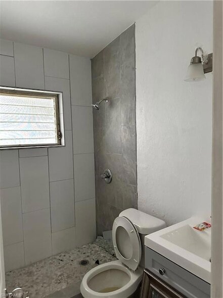 Building Photo - 18633 Matanzas Rd