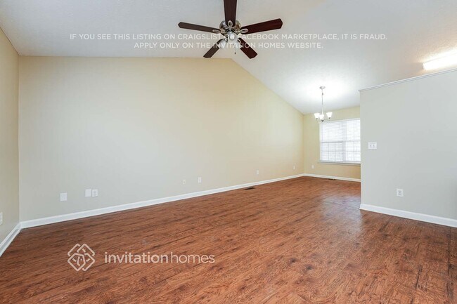 Foto del edificio - 6827 Summit View Dr