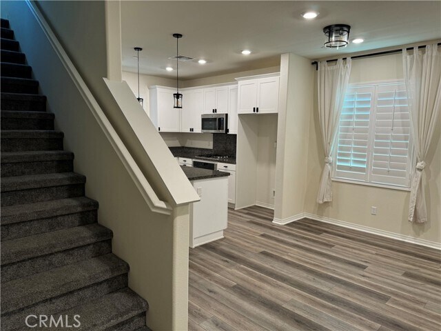 Building Photo - 8685 Autumn Path St