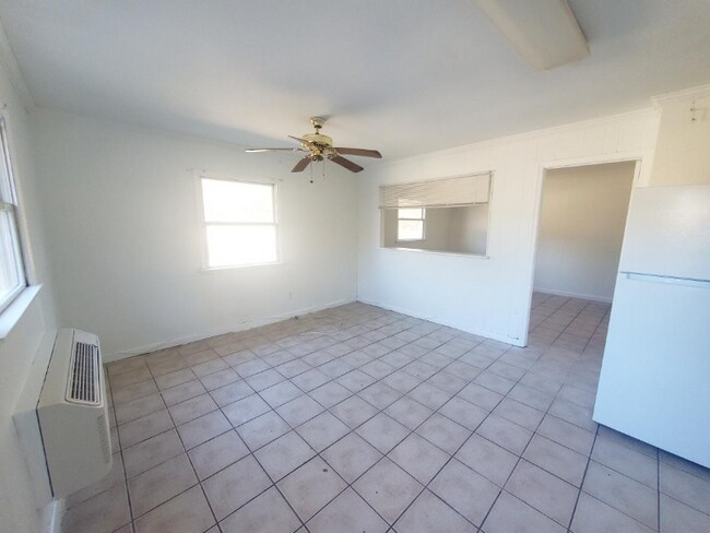 Building Photo - 11208 Rte 1