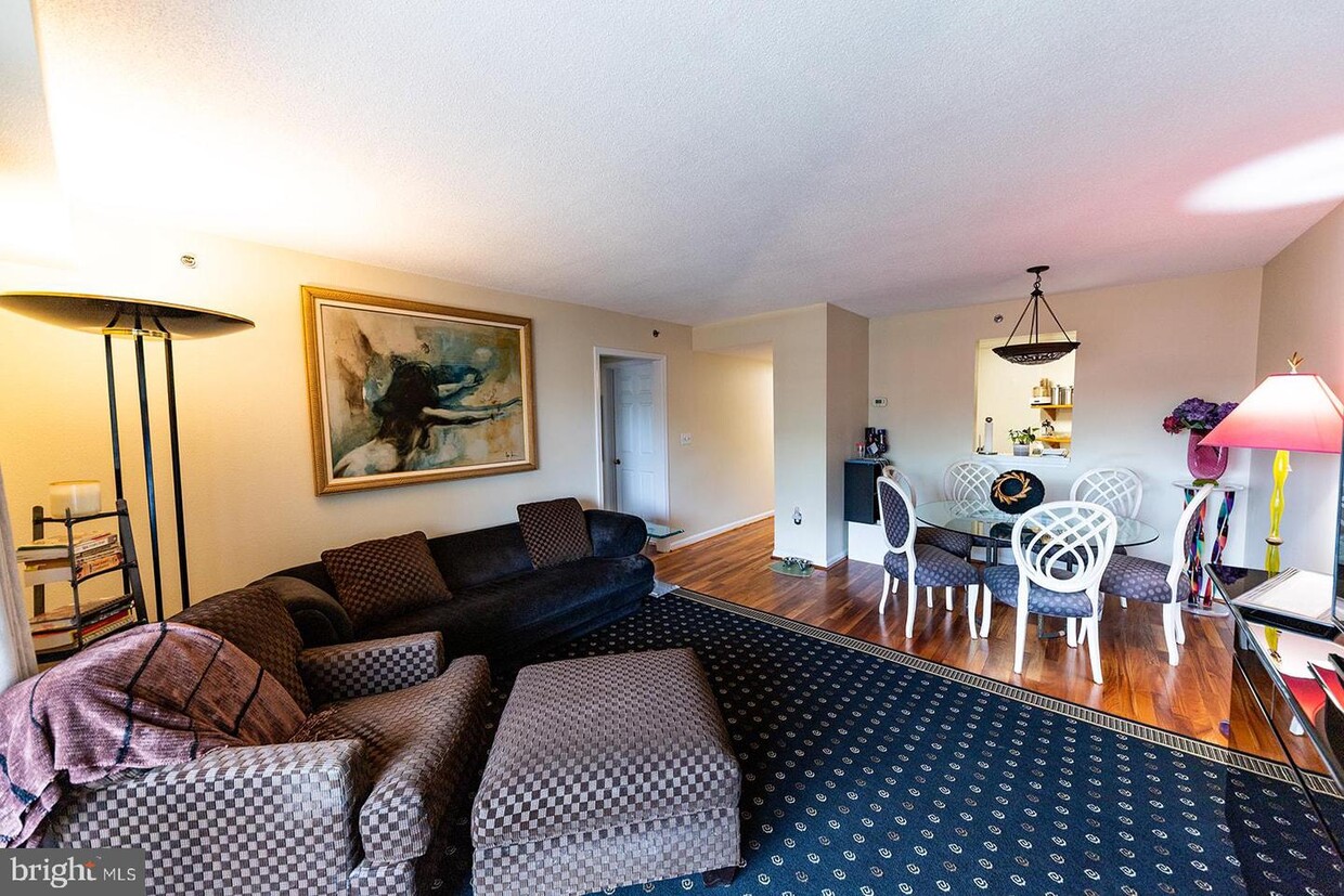Foto principal - 505 E Braddock Rd
